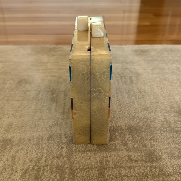 Clutch with removable strap - Picture 3 of 4